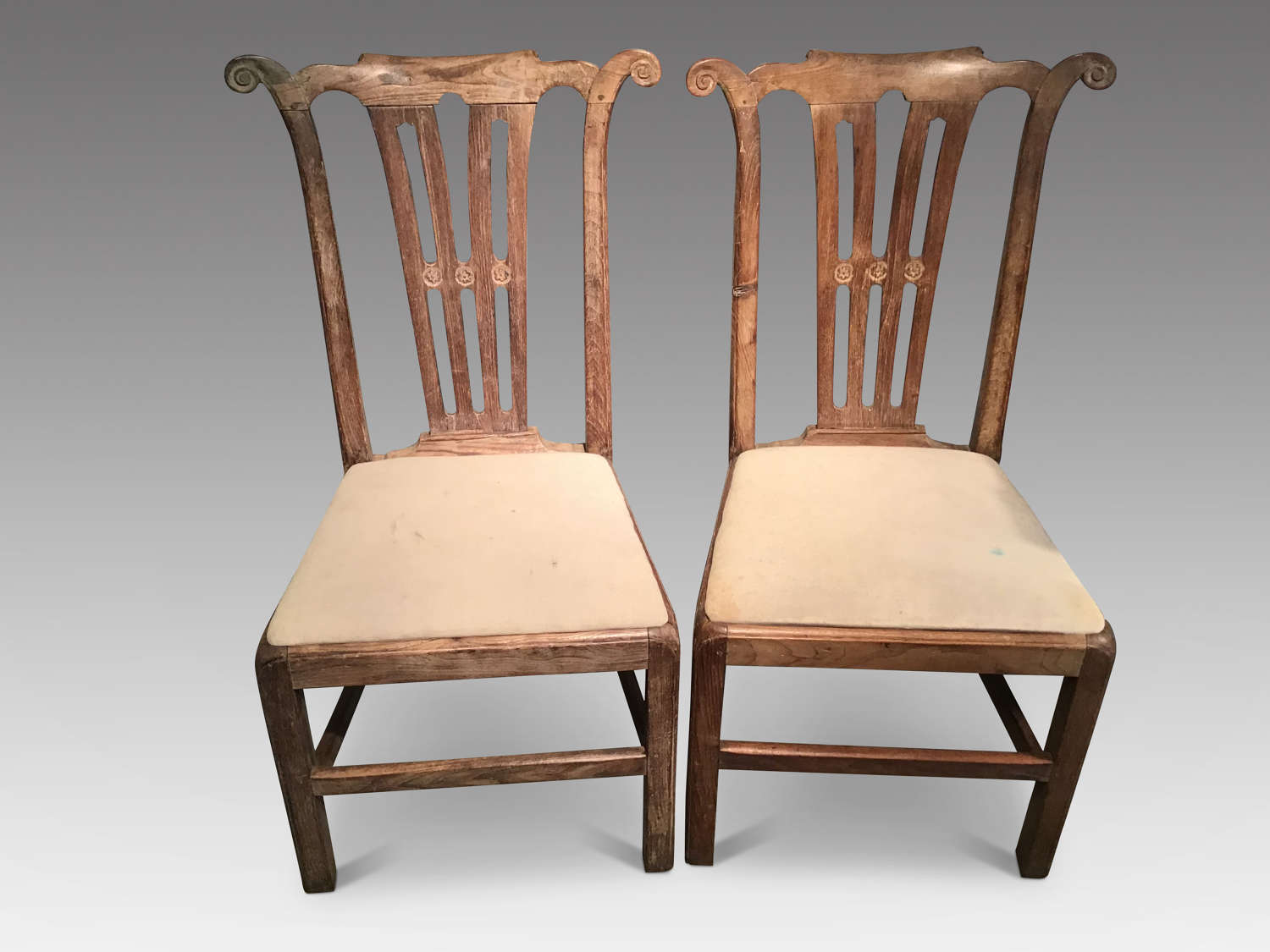 Pair of Georgian walnut sidechairs