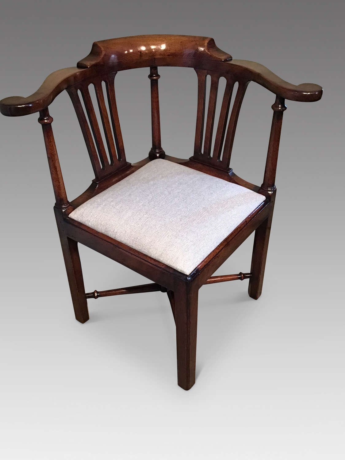 Georgian corner chair