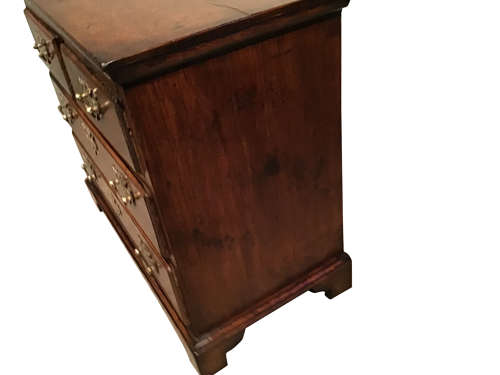 Georgian oak chest of drawers