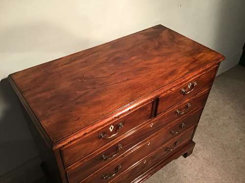 Georgian chest of drawers