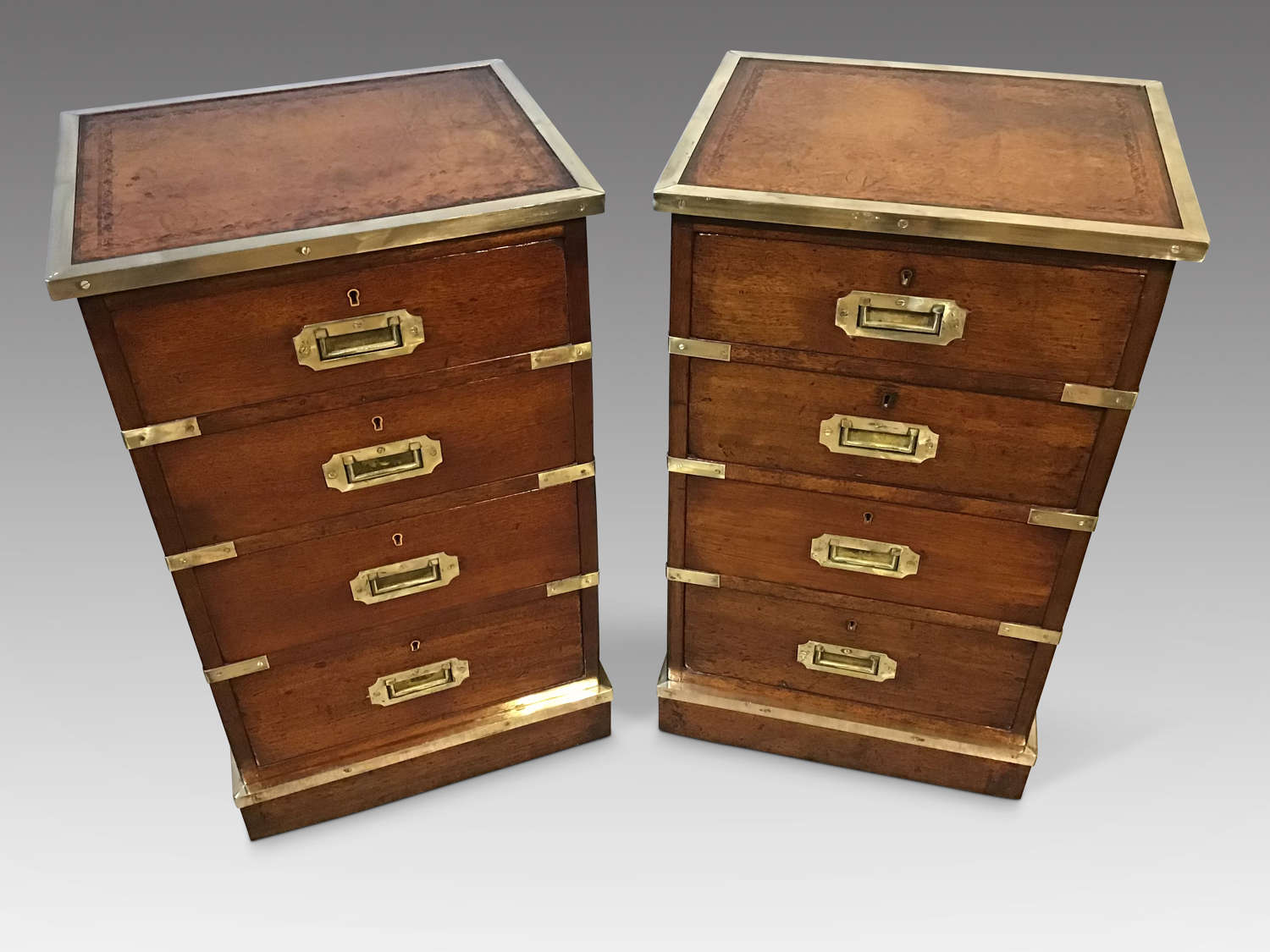 Pair of bedside chests