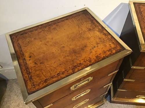Pair of bedside chests