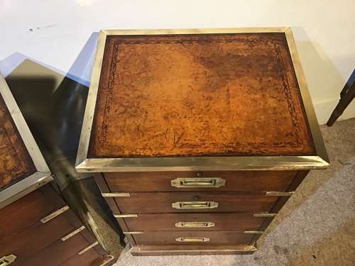 Pair of bedside chests