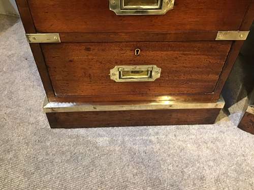 Pair of bedside chests