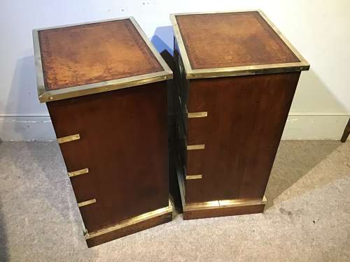 Pair of bedside chests