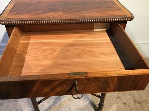 Georgian mahogany sidetable