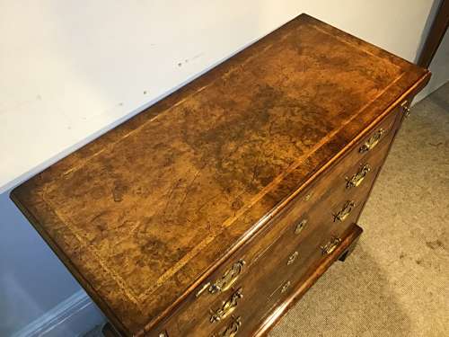 Antique walnut batchelors chest of drawers