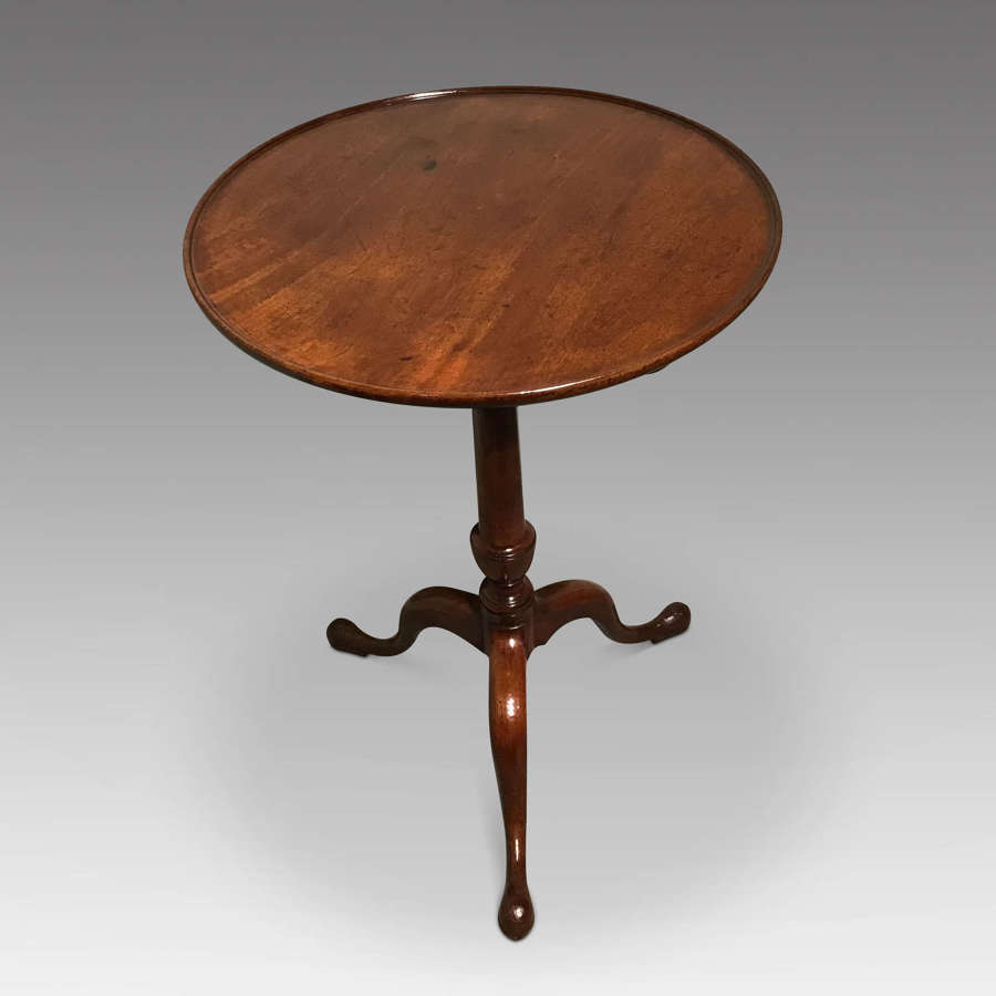 Antique tripod table