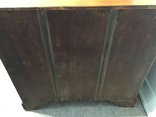 Antique mahogany chest of drawers