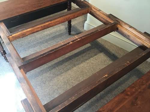 Antique Regency extending dining table