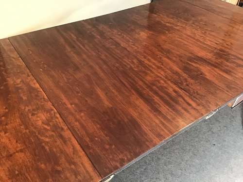 Antique Regency extending dining table