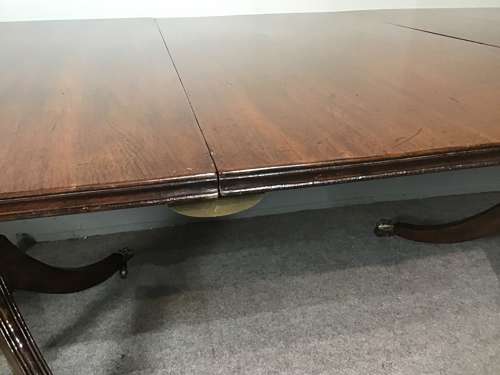 Antique mahogany pedestal dining table