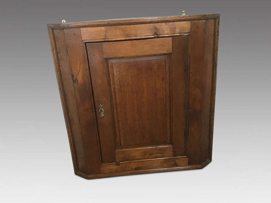 Georgian oak corner cabinet
