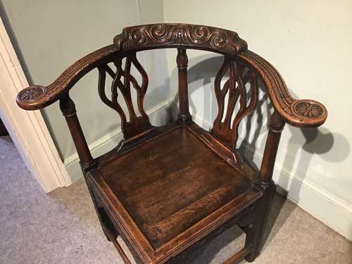 Antique corner chair