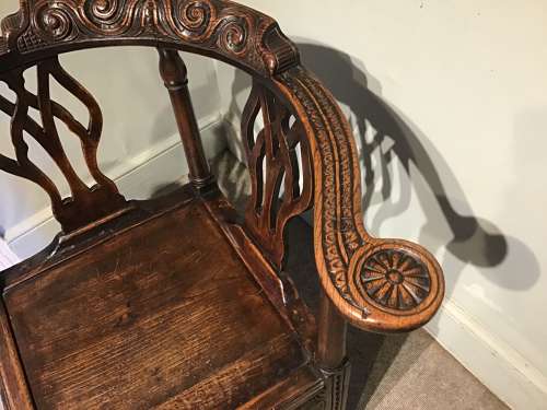 Antique corner chair