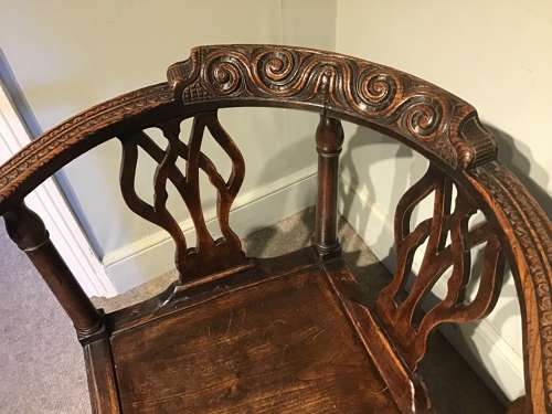 Antique corner chair
