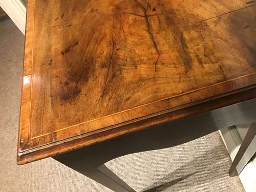 Antique sidetable