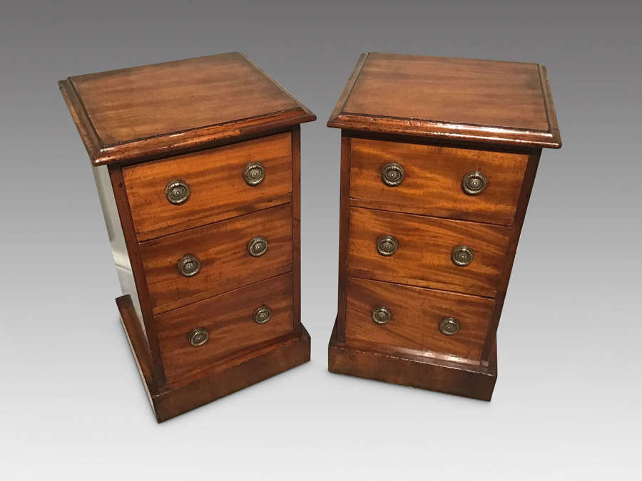 Pair of antique mahogany bedside chests
