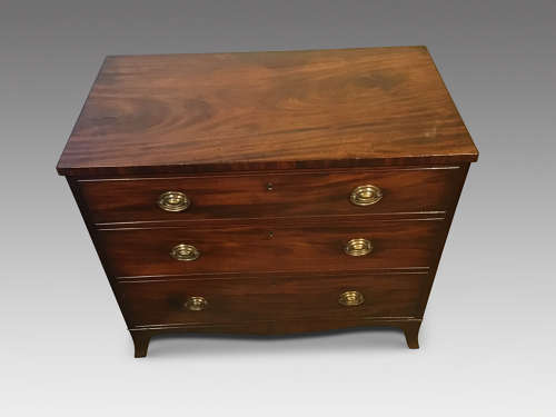 Regency mahogany chest of drawers