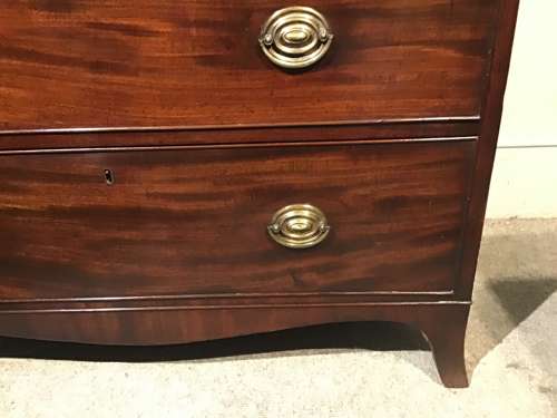 Regency mahogany chest of drawers