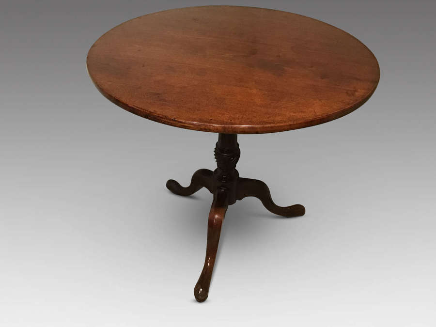 Georgian tripod table