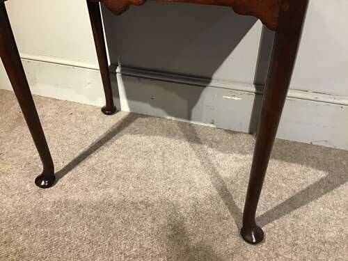 Antique mahogany sidetable