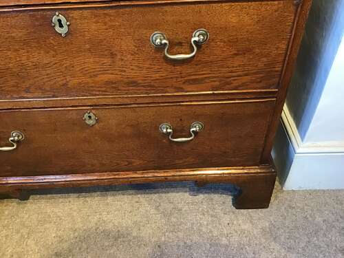 Antique oak chest of drawers