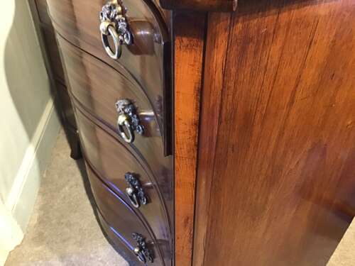 Georgian serpentine chest of drawers