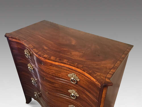 Georgian serpentine chest of drawers