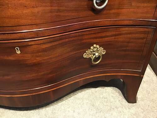 Georgian serpentine chest of drawers