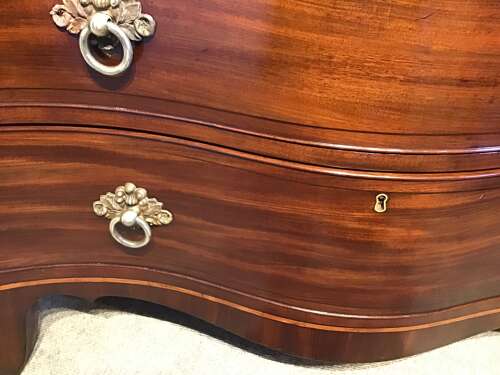 Georgian serpentine chest of drawers
