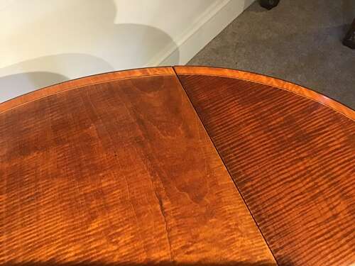 Antique pembroke table