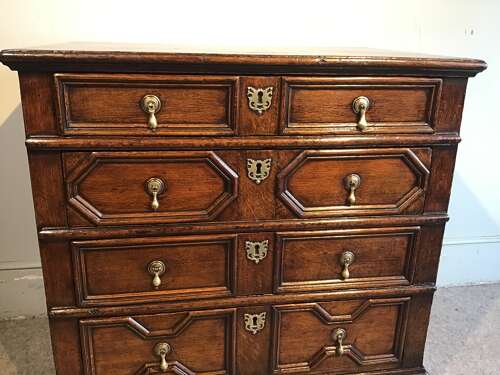 Antique oak chest of drawers