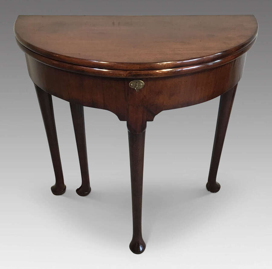 Georgian tea table