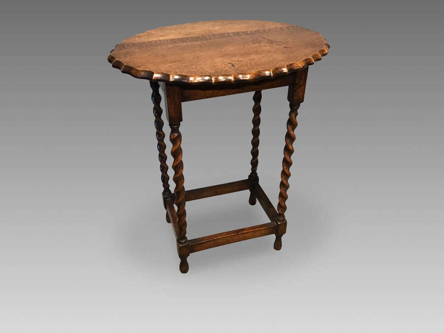 Antique oak oval table