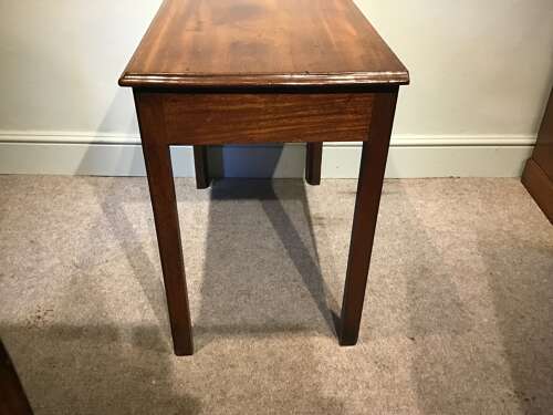 Georgian mahogany sidetable