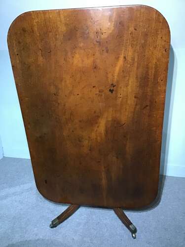 Georgian mahogany breakfast table