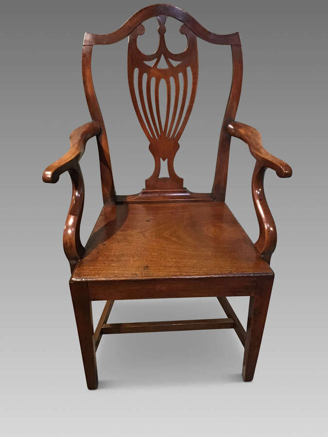 Georgian elbow chair