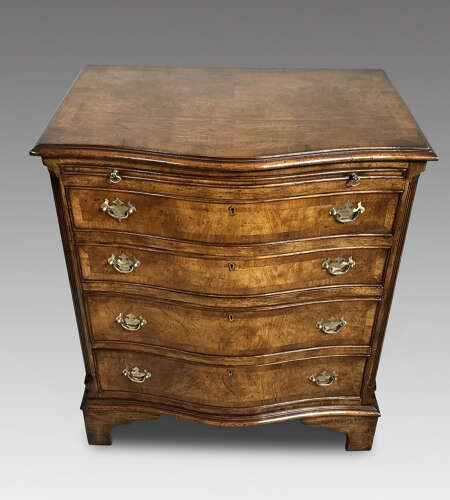 Walnut chest of drawers
