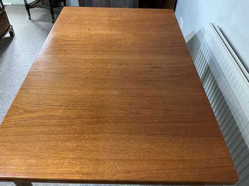 Troeds bjarnum extending dining table