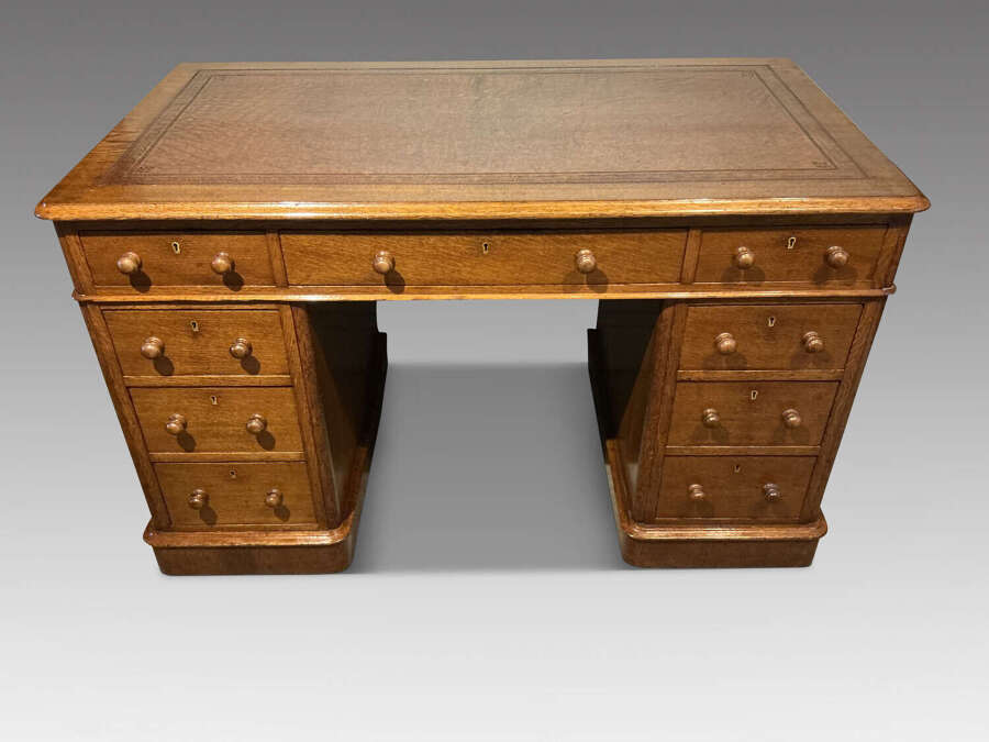 Victorian oak pedestal desk