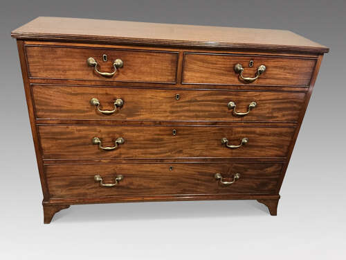 Mahogany hall chest of drawers